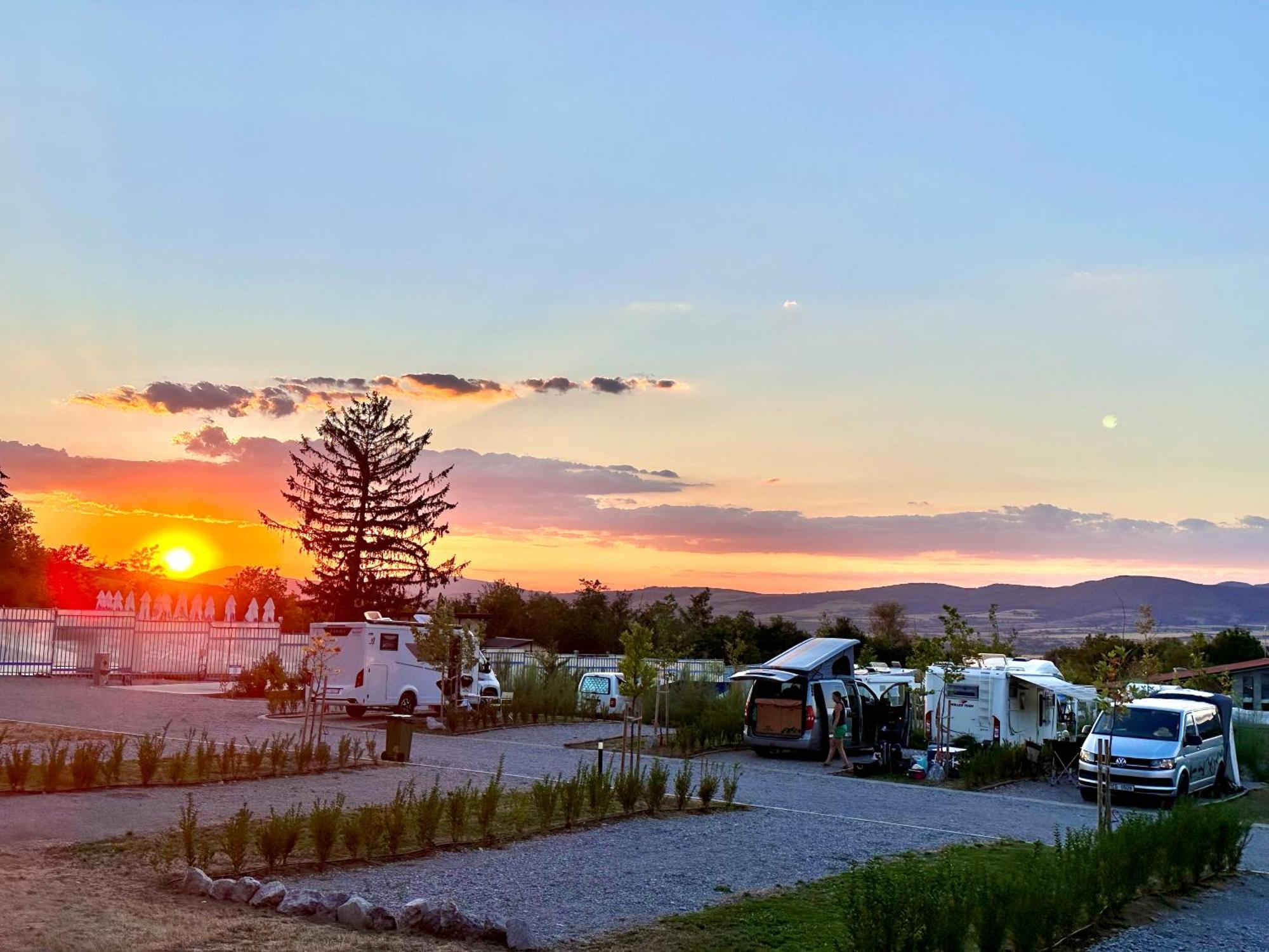 7 Lakes Camping Sapareva Banya Exterior photo