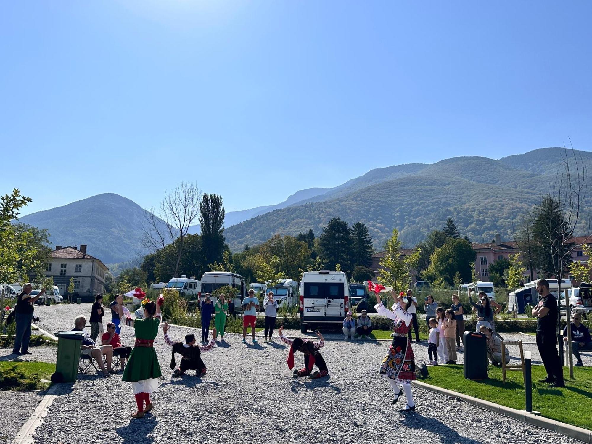 7 Lakes Camping Sapareva Banya Exterior photo